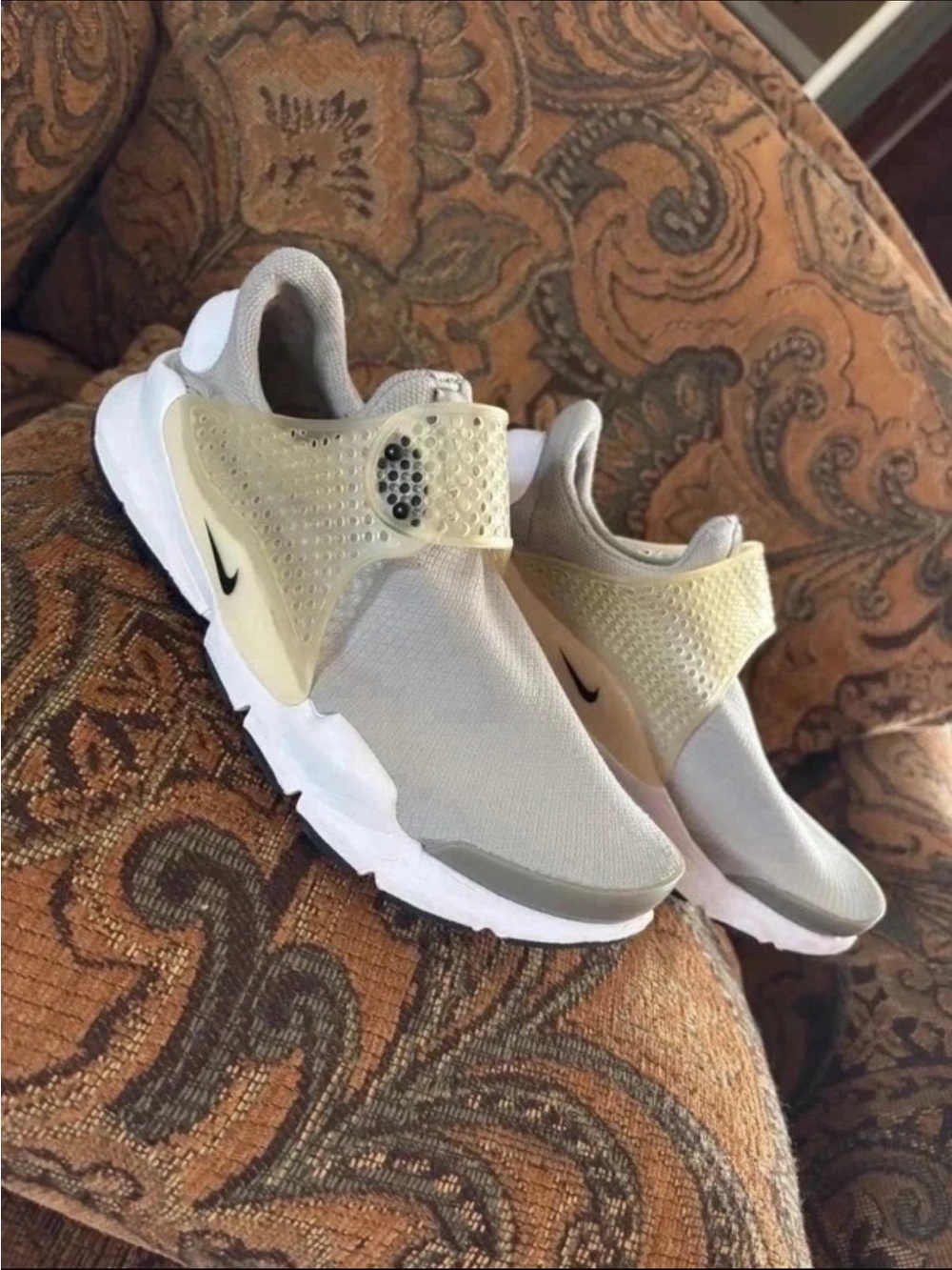 Nike women Slip-On Sneakers in Gray and Gold